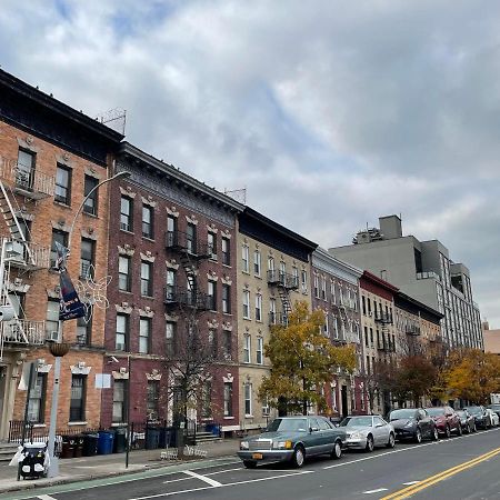 Room In A 2 Bedrooms Apt. 10 Minutes To Time Square! Уест Ню Йорк Екстериор снимка