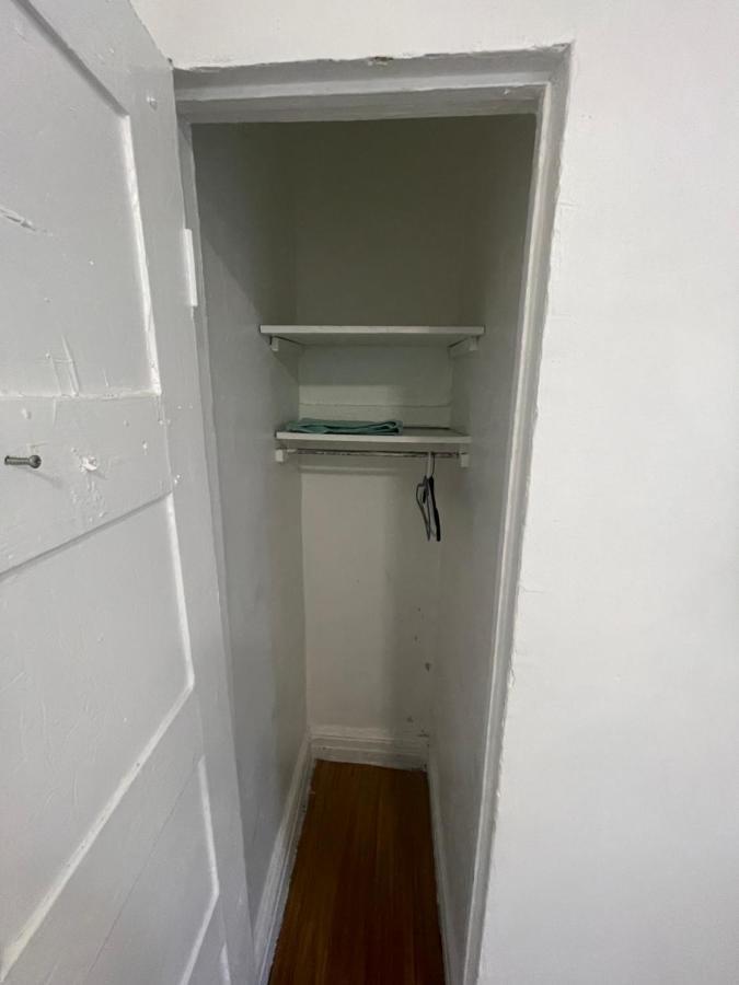 Room In A 2 Bedrooms Apt. 10 Minutes To Time Square! Уест Ню Йорк Екстериор снимка